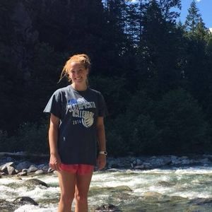 Meet your Posher, Clare